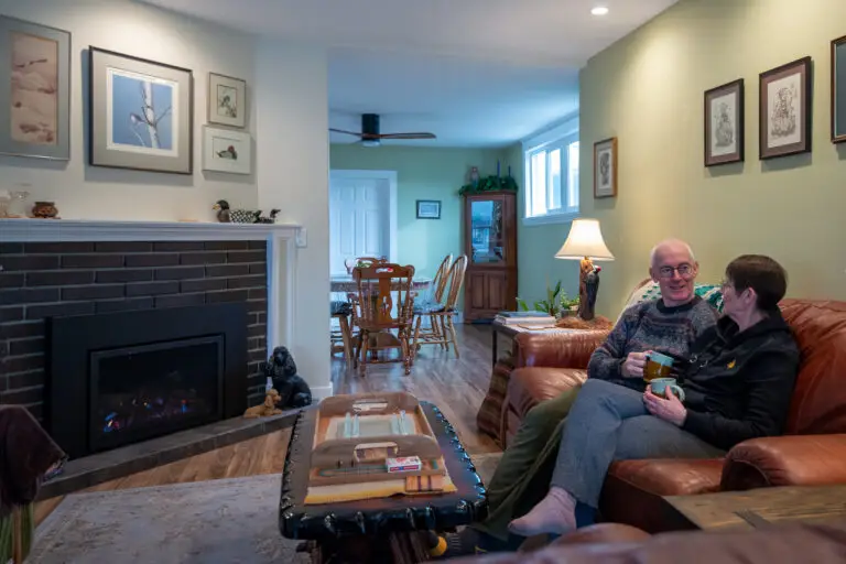 Contact Outdoor Lovers. Here we see Bill & Milly in the B & B Common Room.